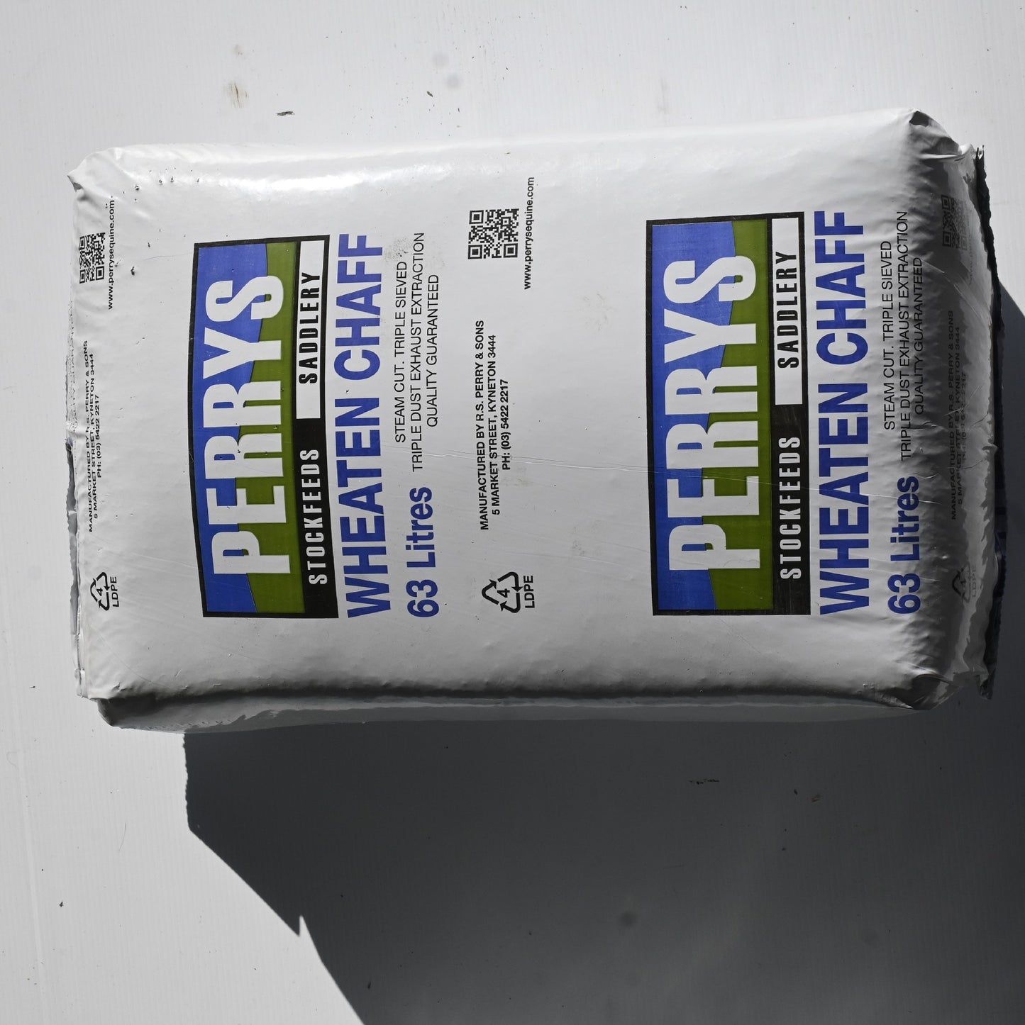 Perrys Wheaten Chaff 63l (11-12kg)