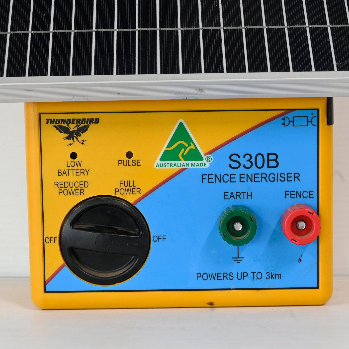 Thunderbird 3km Solar Electric Fence Energiser S-30b