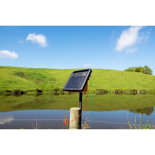 Gallagher S100 Portable Solar Energizer