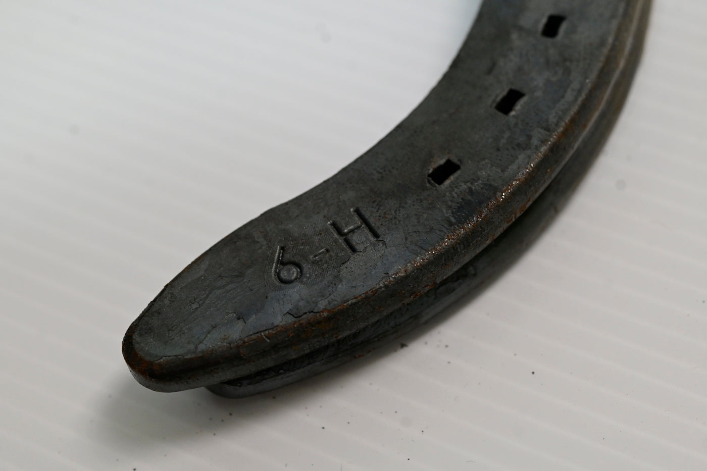 The St Croix Concord Steel Horseshoe Toe Clip Front 4 [sz:4]