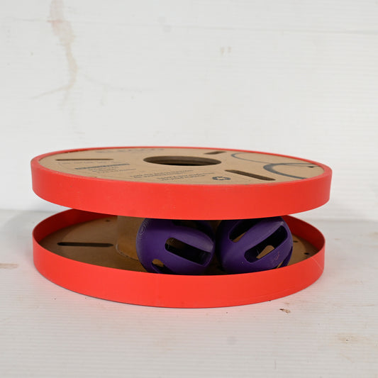 Round Cat Toy With 2 Balls