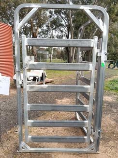 Premium Bent Top Access Gate 1.25m