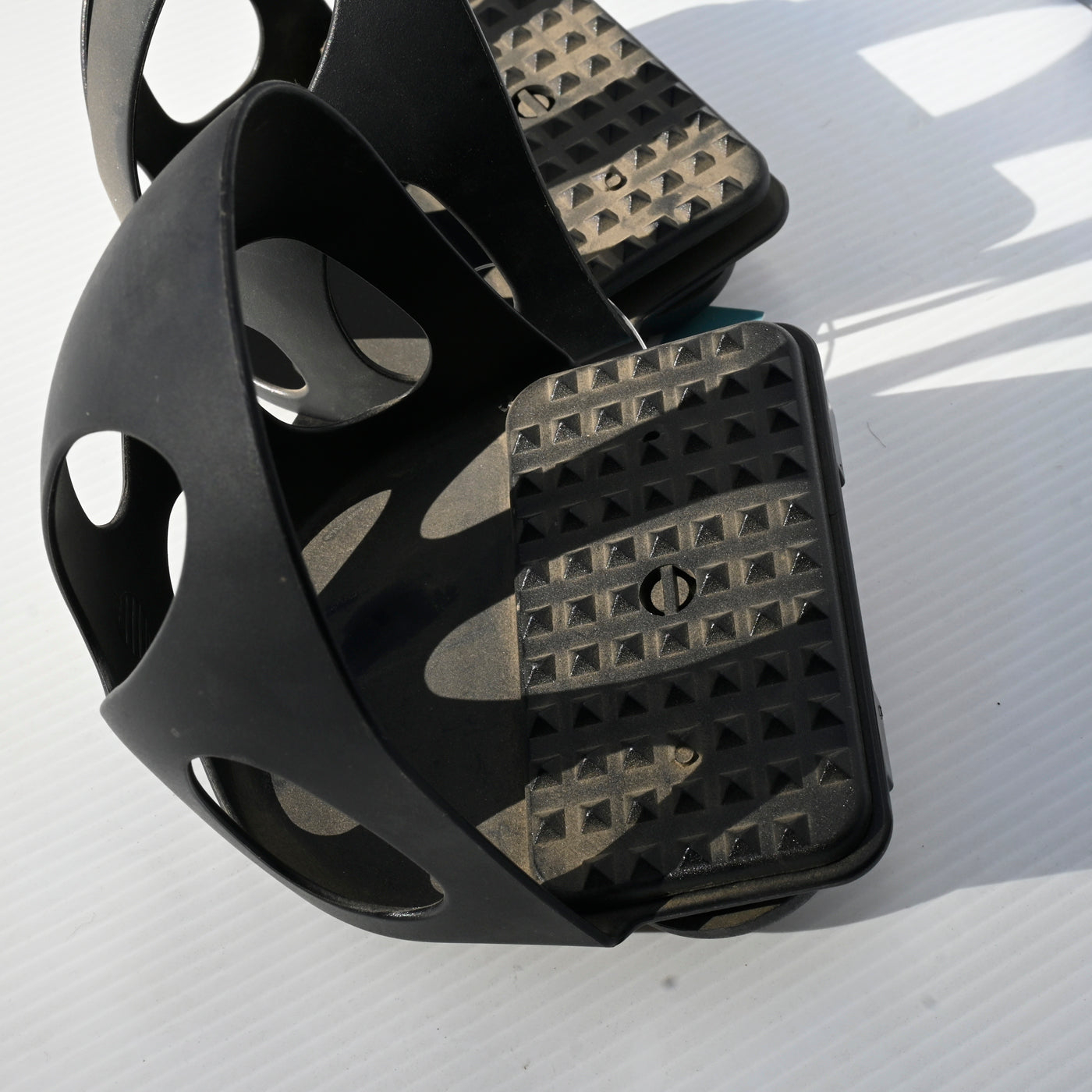 Eureka Stirrup Cage 10cm