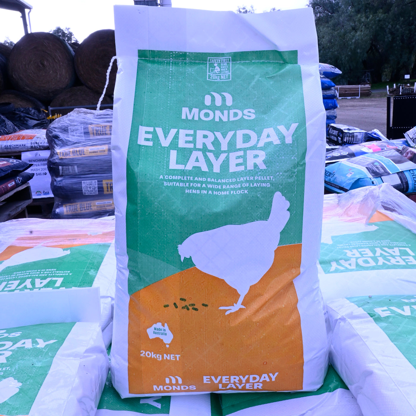 Monds Everyday Layer Poultry Feed 20kg