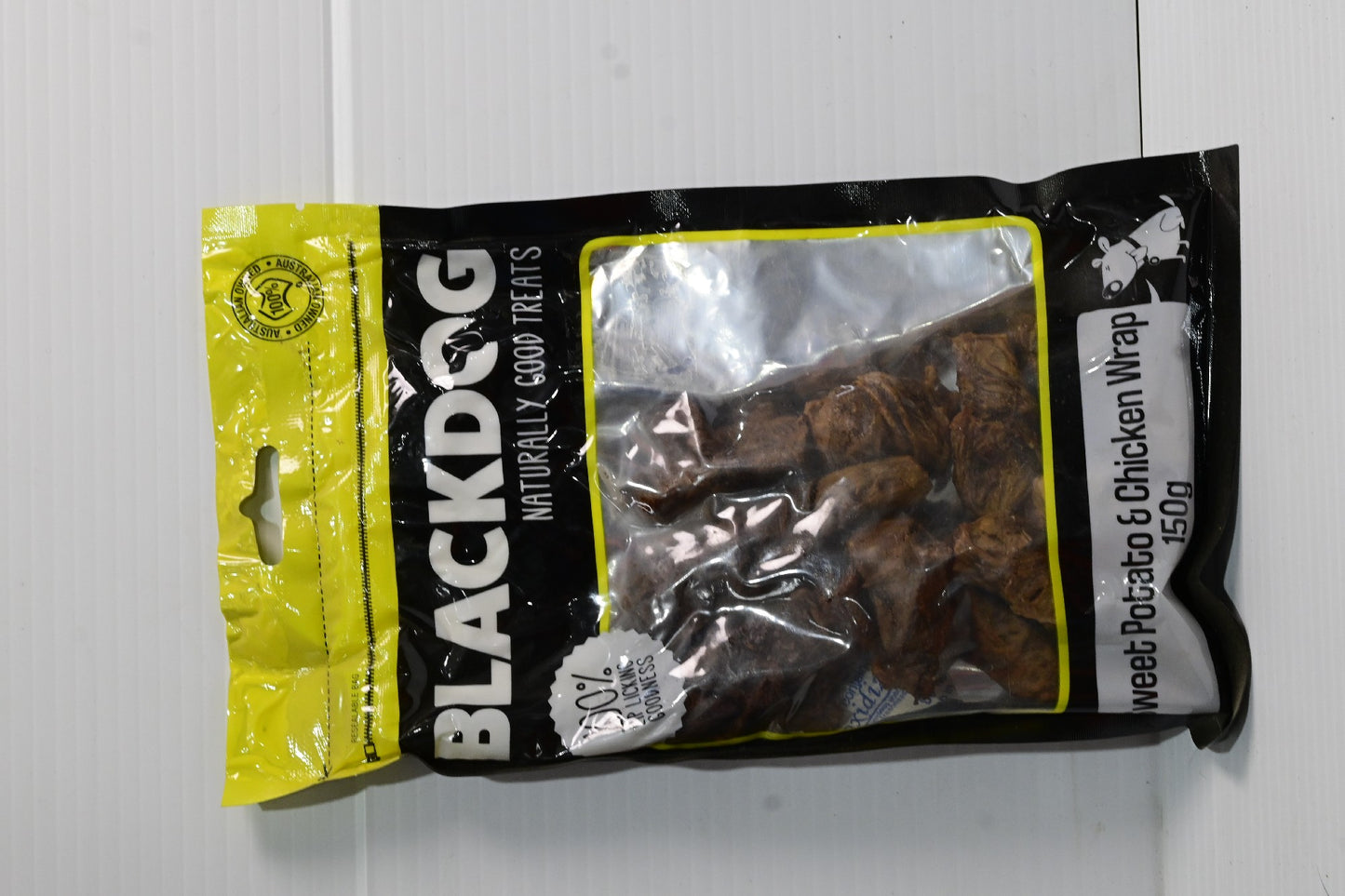 Blackdog Sweet Potato & Chicken 150gm Dog Treat [sz:15og]