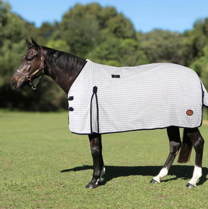 Cotton Blend Ripstop Horse Rug White/navy [sz:5"9/175cm]
