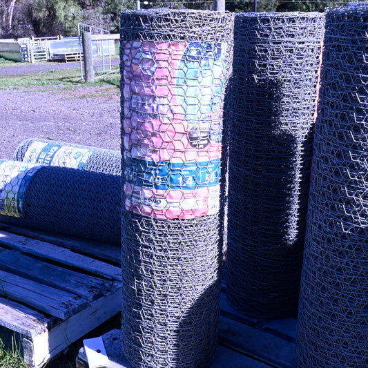 Awp Imported Netting [te:300mm X 40 X 1.4 Le:50m]