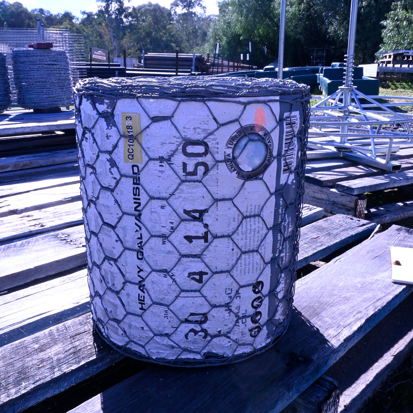Awp Imported Netting [te:300mm X 40 X 1.4 Le:50m]