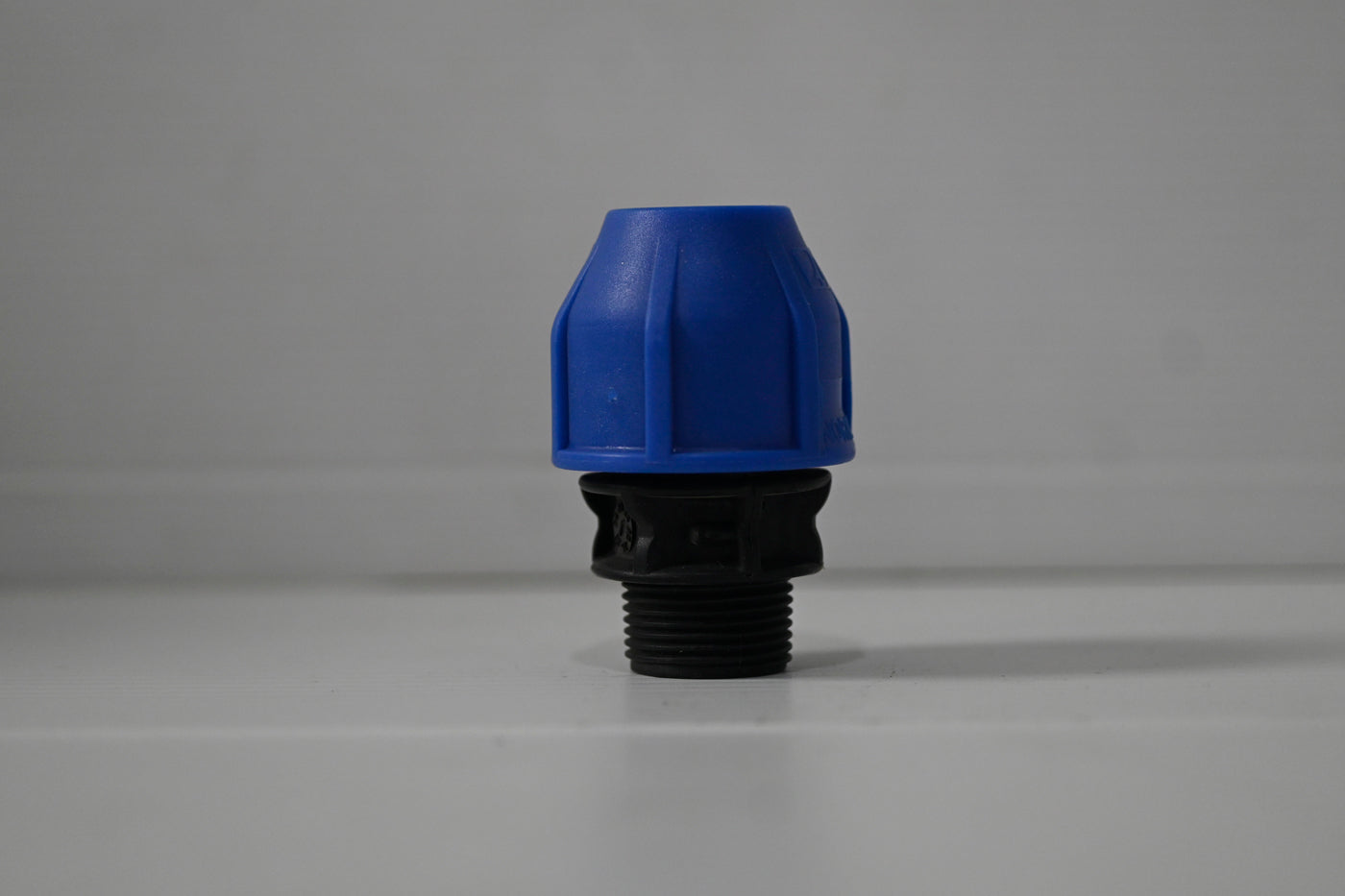 Metric Male End Connector - 20mm [sz:20mm]